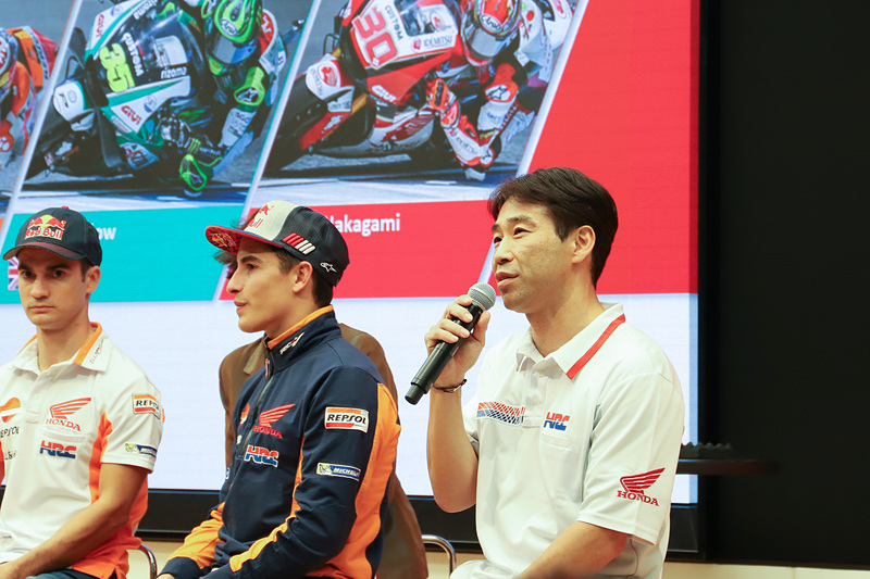 トークが進むにつれてエンジンがかかってきた桒田氏は「2人に表彰台に乗ってもらうのはもちろんですが、他にもホンダライダーがいるので表彰台をホンダライダーで埋めたい」と発言