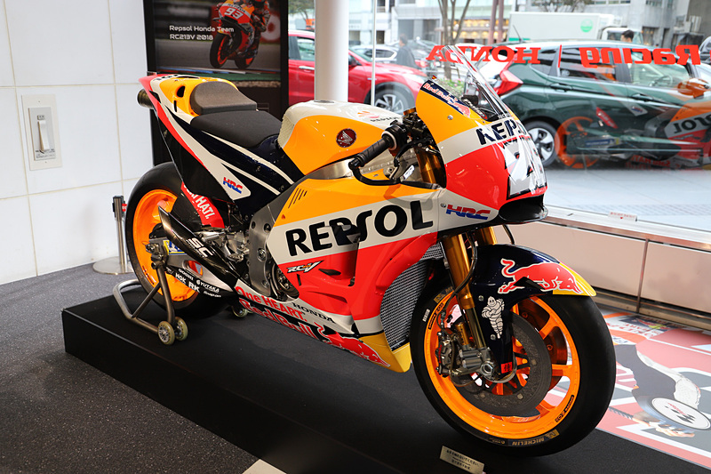 会場にはMotoGPにまつわるさまざまな展示が行なわれていた