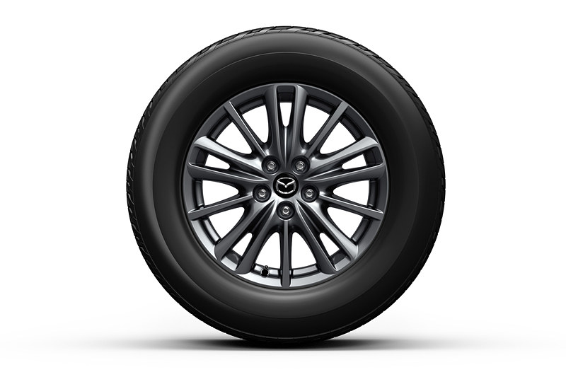 グレーメタリック塗装となった17インチアルミホイール