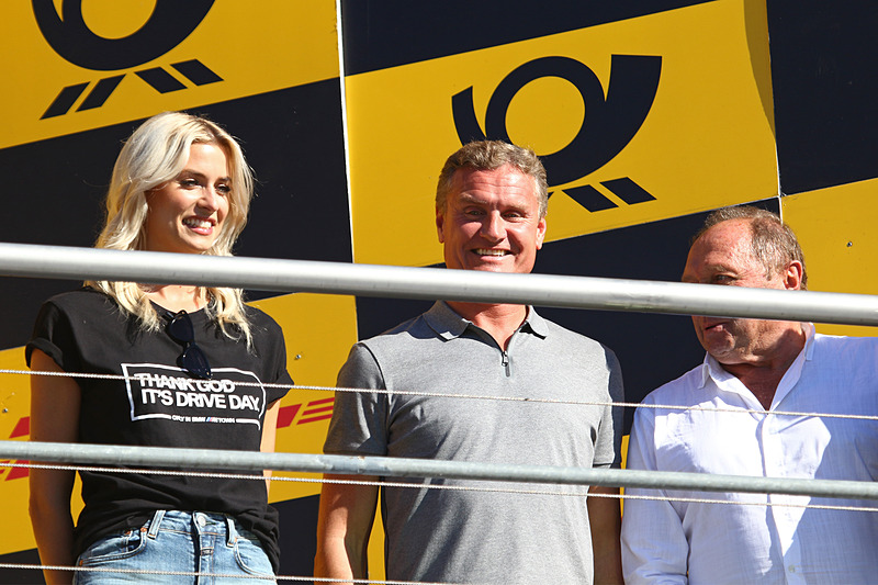 プレゼンターを務めたデビット・クルサード