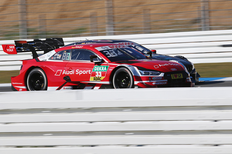 20周目、ダニエル・ジュンカデラをパスするレネ・ラスト