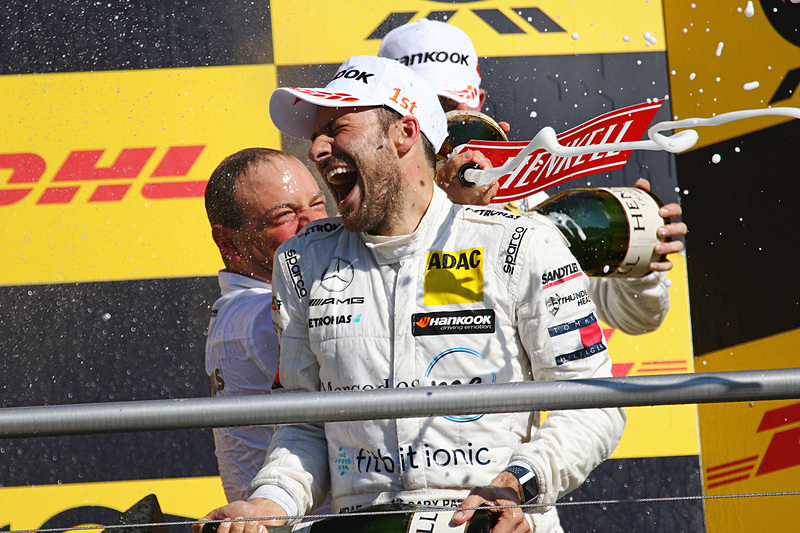 年間ランキングの表彰台。チャンピオンはガリー・パフェット、2位はレネ・ラスト、3位はポール・ディレスタ