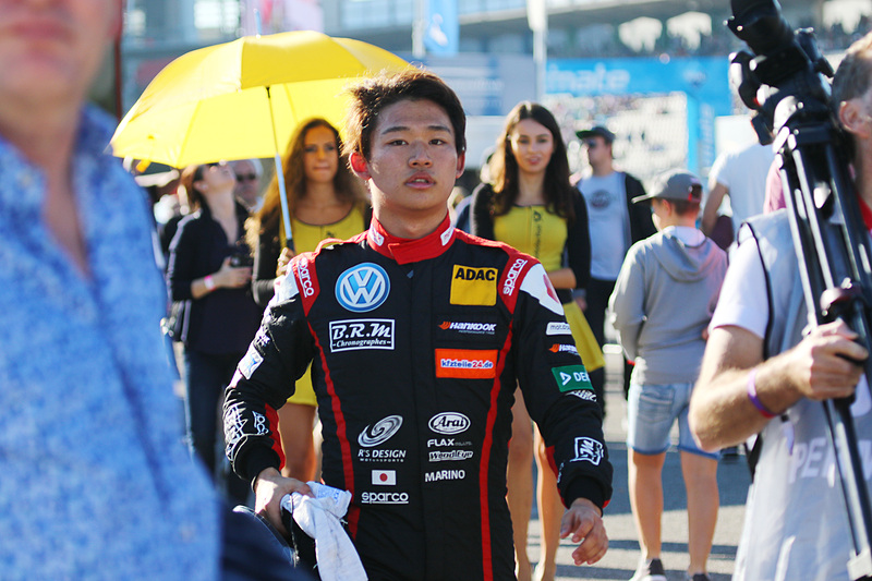 佐藤万璃音は21番グリッドから19位