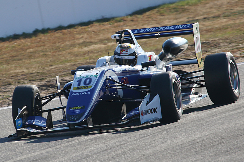 ルーキーながら頭角を現し、シーズン終盤、特に早さが際立ったロバート・シャバルツマンの走り