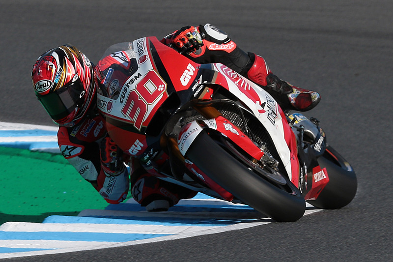 中上貴晶選手。12番手から上位を伺う