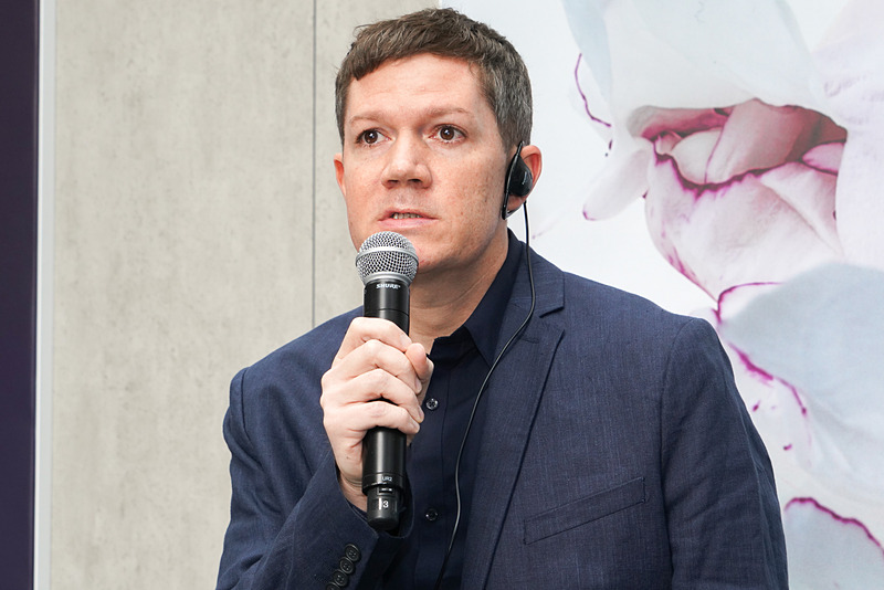 アートアンドコマース イメージ アーカイブ ディレクター マイケル・ヴァン・ホーン氏