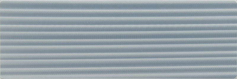 “F SPORT”専用のオーナメントパネル「本アルミ（刃取調仕上げ/シルバー）」。匠の研磨技を最新の生産技術で再現し、アルミパネルで日本の伝統技術を表現する