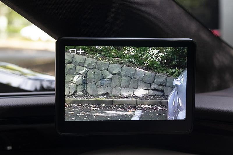 左右どちらも通常と拡大表示が可能