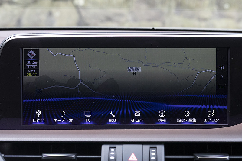 インパネ上部中央に12.3インチのワイドディスプレイを配置。ナビゲーションやエアコン設定などが表示できる