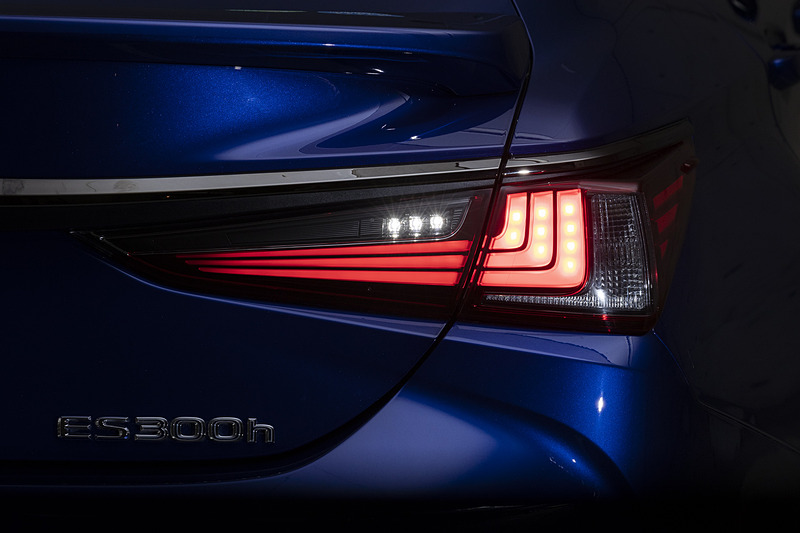 リアコンビランプの点灯パターン