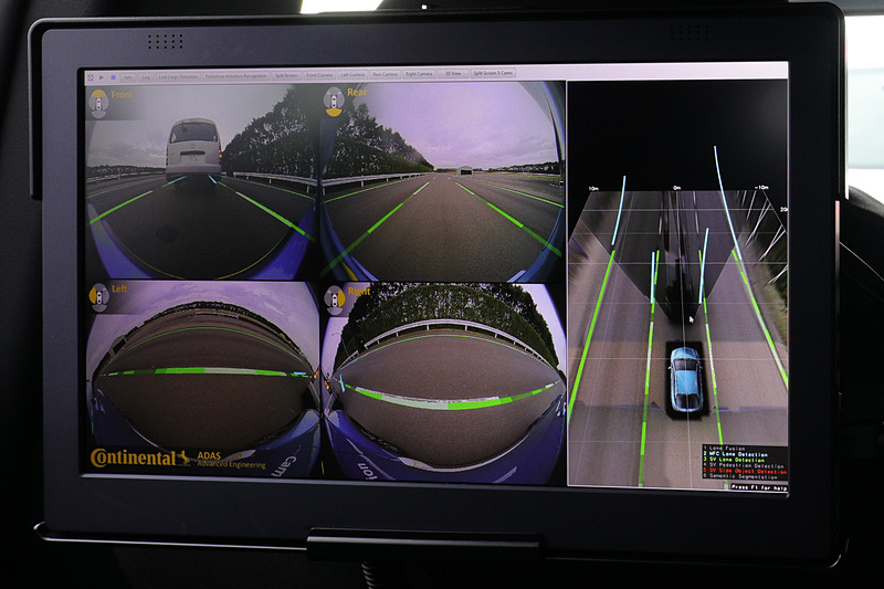 1台の多機能カメラ「MFC430」と前後左右4台の周辺監視カメラ「SVC210」で実現する360度の近距離検知システム