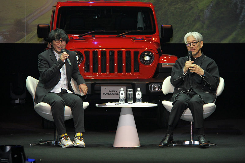 音楽家 坂本龍一氏とWIRED日本版 元編集長の若林恵氏による特別対談