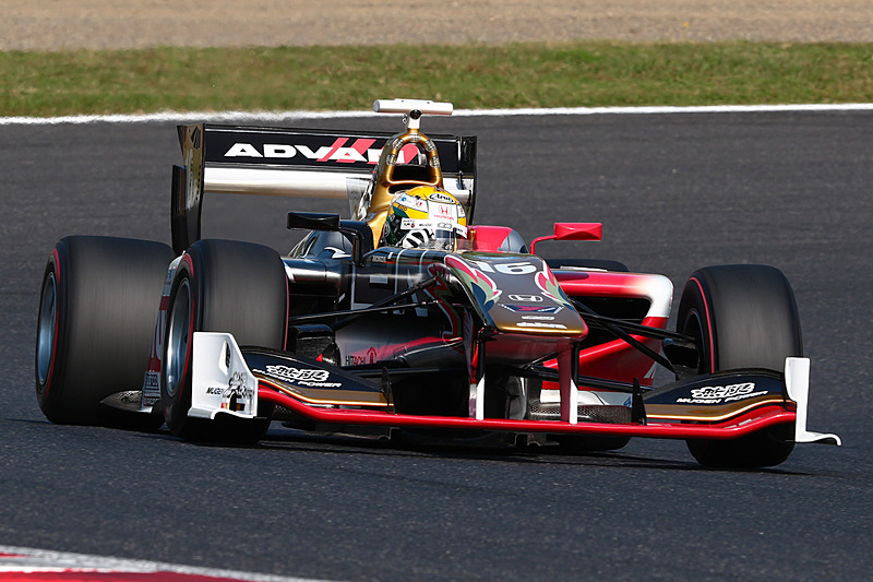 山本尚貴選手（16号車 TEAM MUGEN SF14）