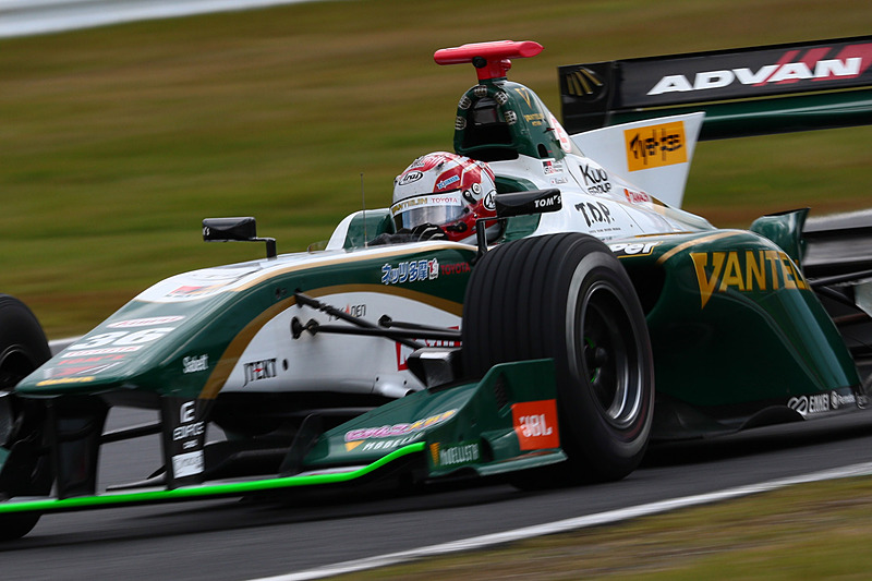 中嶋一貴選手（36号車 VANTELIN KOWA TOM’S SF14）
