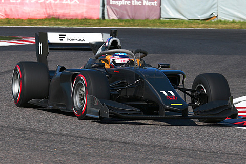 JAF鈴鹿グランプリ 2018】佐藤琢磨選手と中嶋一貴選手が新型「SF19」で