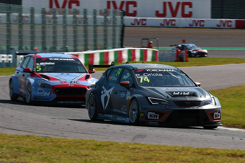 ぺぺ・オリオラ選手（74号車 Cupra TCR）