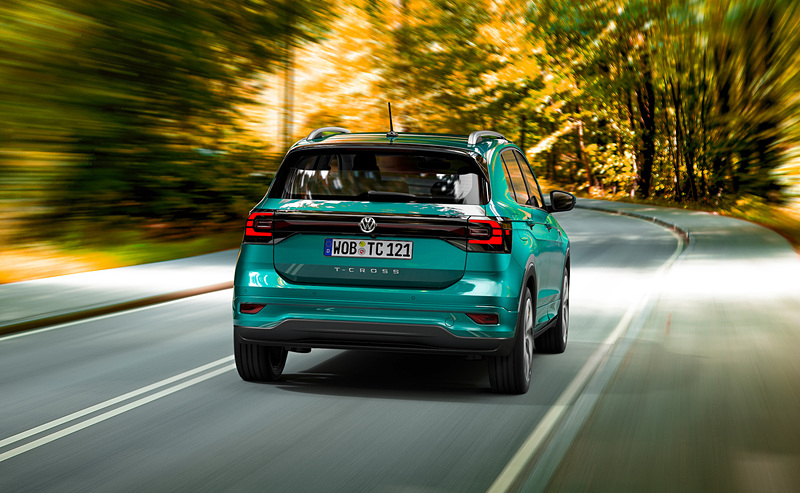 T-Crossは全長4110mm、ホイールベース2560mmと、同社がラインアップするSUVの中で最もコンパクトな部類に入るSUV