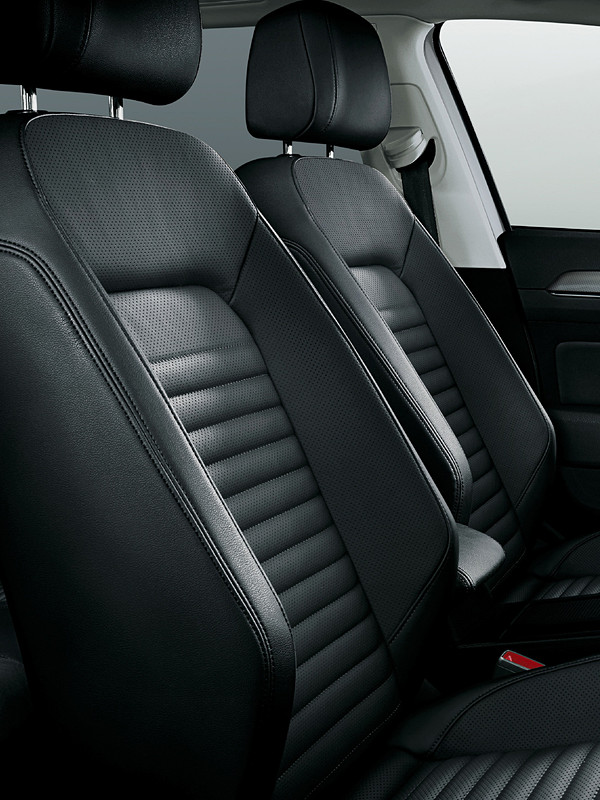 TDI 4MOTION Advanceはナパレザーシートを標準装備