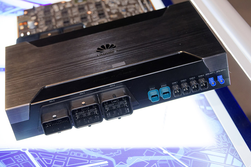 背面のインターフェース