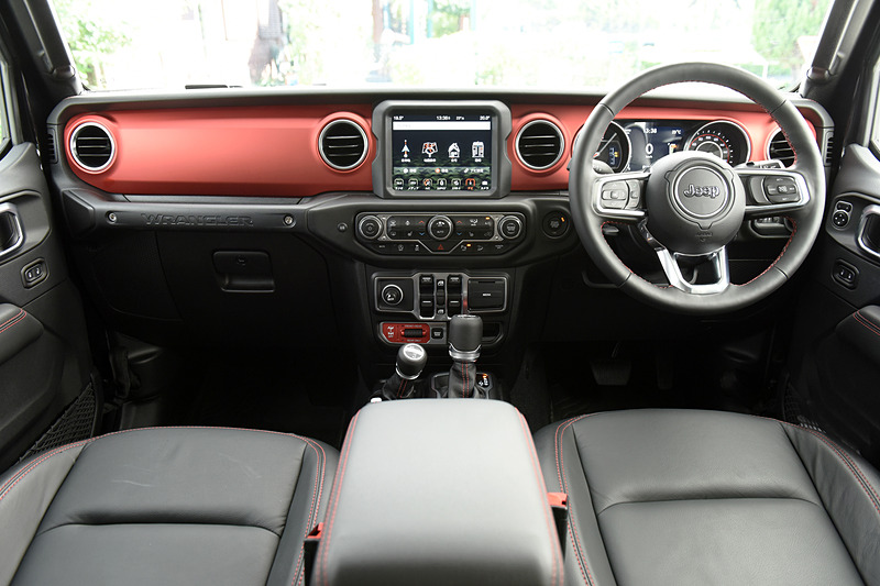 ラングラー アンリミテッド ルビコンのインテリア