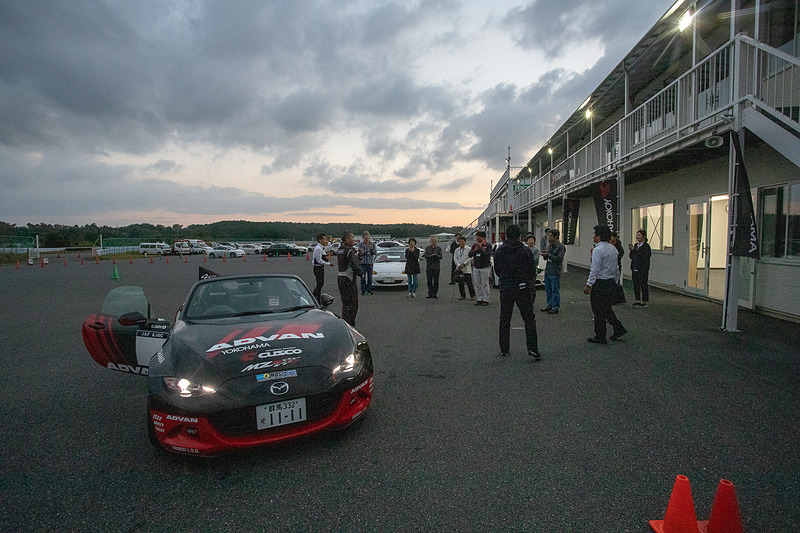 朝から日没までたっぷりと走れる練習会だった。基礎編ということで、当初はもの足りないのでは？ とも思っていたがとんでもない。基礎編ですらちゃんと走れていないとハッキリと思い知るものだったので、もっと練習したいという気持ちになる。リピーターが多いと聞いていたが、それは納得だ