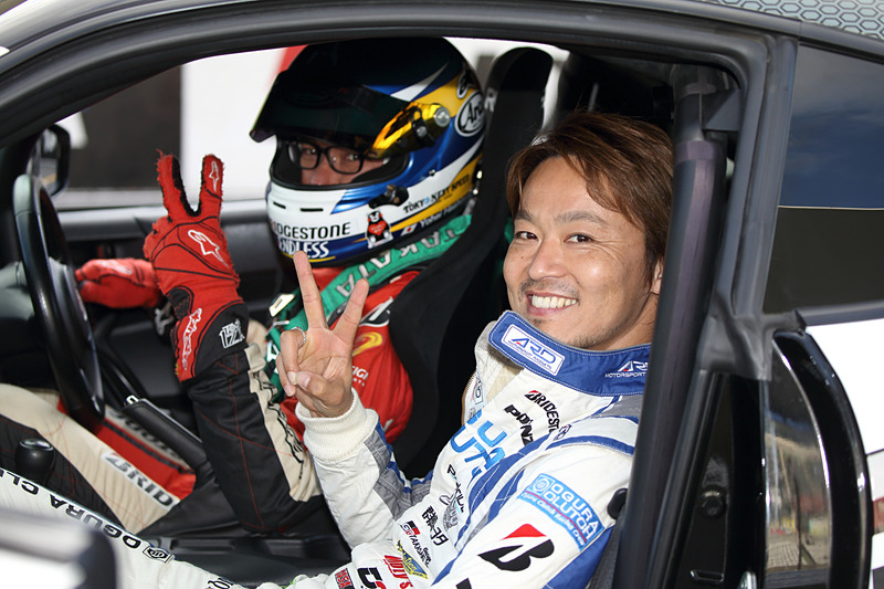 木曜日から鈴鹿入りして練習走行を開始するも、筆者、佐々木雅弘選手ともにオーバーステアに悩まされることに