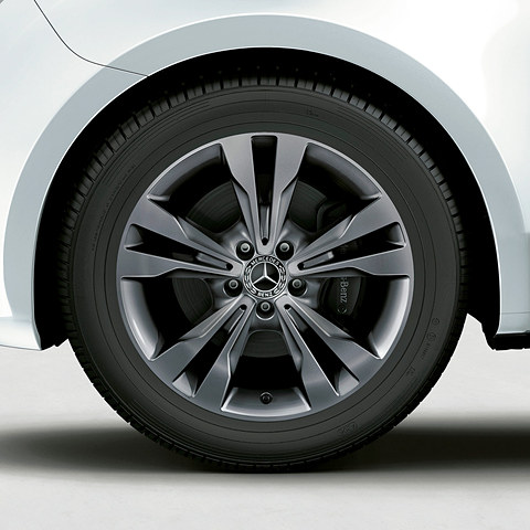 メルセデス・ベンツ、「Vクラス」に限定車「V 260 long」。現行モデル