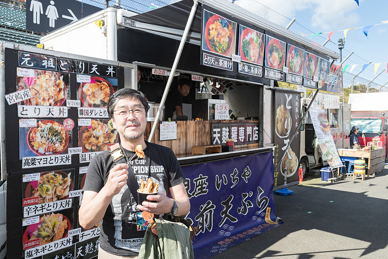 天ぷらは珍しいので思わず購入、とり天美味しかったです。売店は本当にいろいろあるので、個人的には量より種類で勝負したい