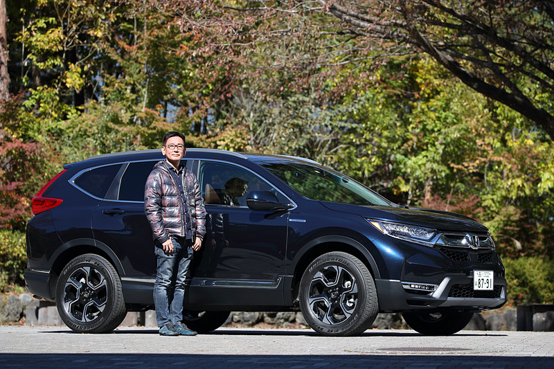 ガソリンターボモデルを8月31日、ハイブリッドモデルを11月1日に発売した新型ミドルクラスSUV「CR-V」。今回の試乗会ではその両方に乗ることができた