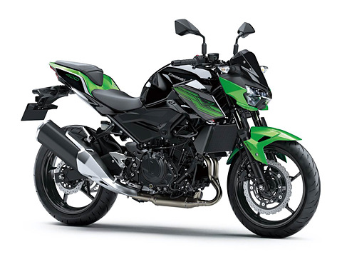 カワサキ、「W800 CAFE」など2019年モデル6機種をミラノショーで公開