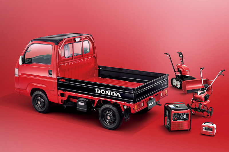 ホンダパワープロダクツをイメージした「フレームレッド×ブラック」