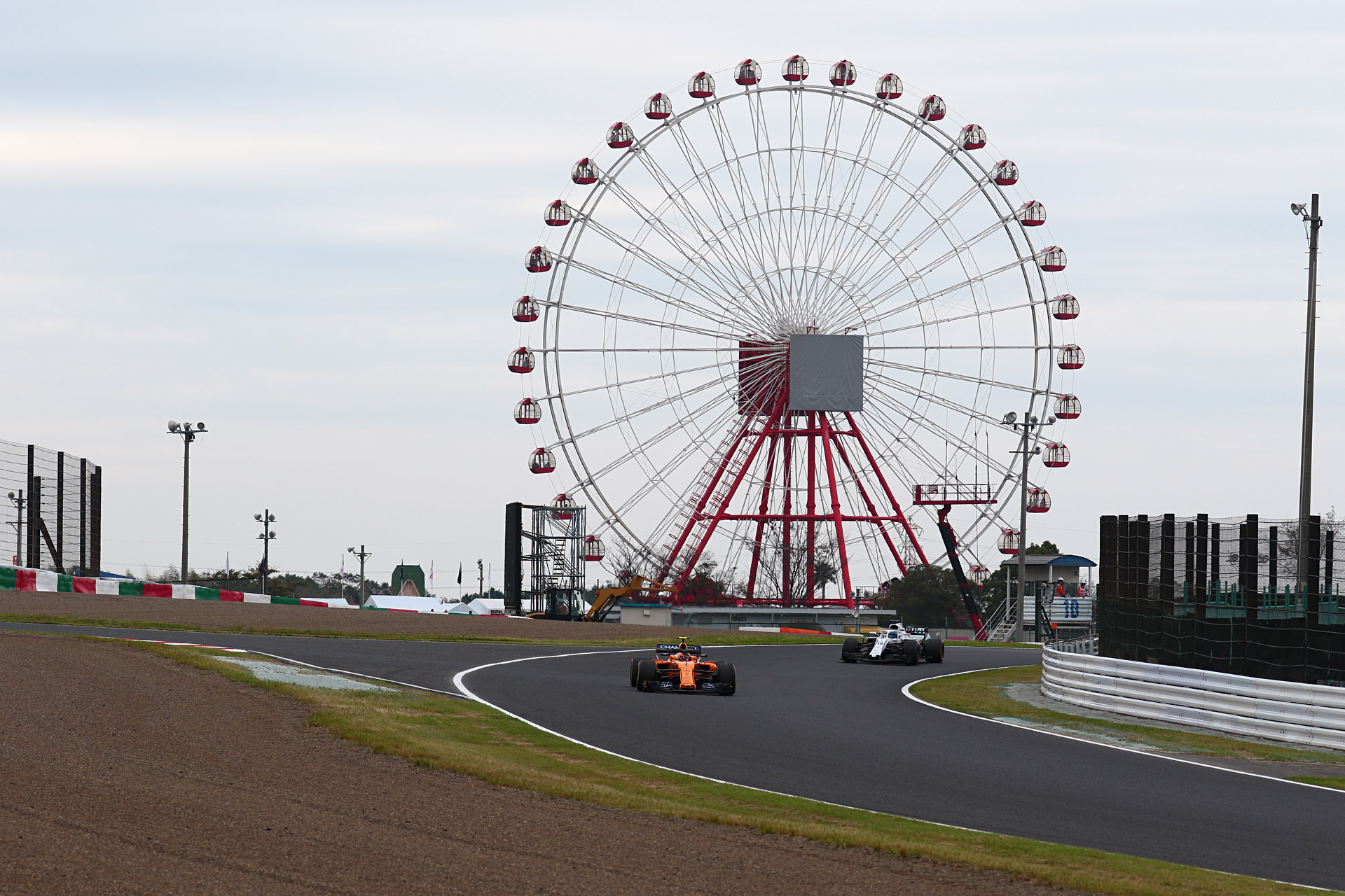 EOS 7D Mark II＋100-400mmで撮影した元画像（リサイズ）とレタッチしてフォトギャラリーに掲載した写真