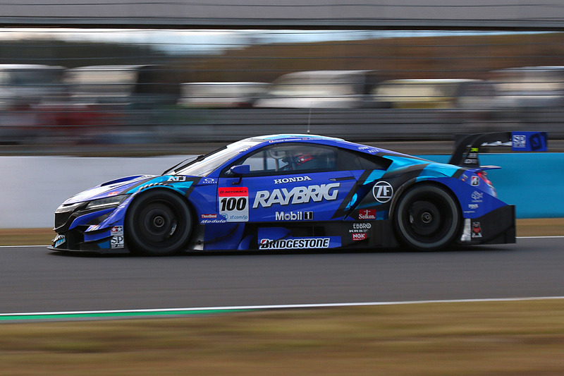 ランキング首位の100号車 RAYBRIG NSX-GT（山本尚貴/ジェンソン・バトン組、BS）は予選2位