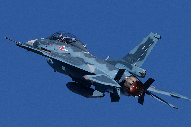 航空自衛隊松島基地「F-2B 戦闘機」。写真は2017年飛来時のもの