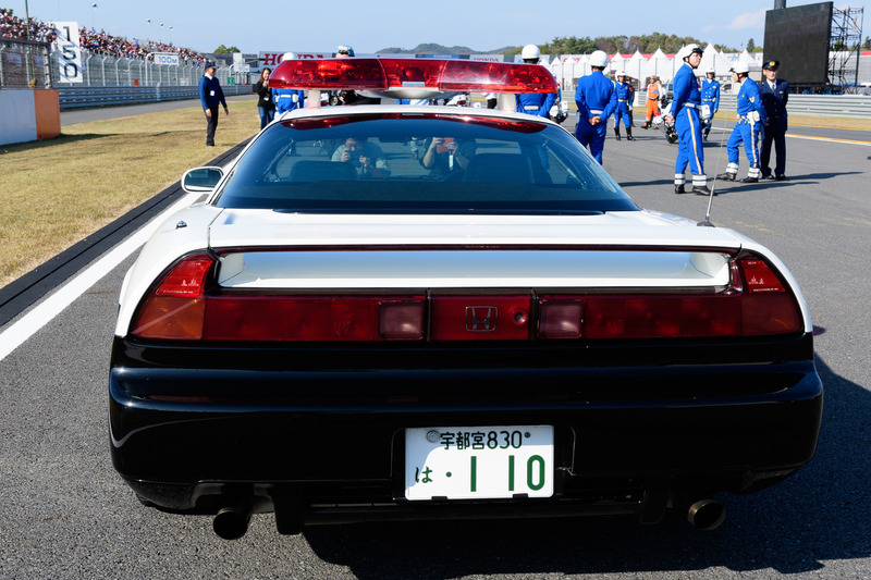 美しいシルエットを描く初代NSX