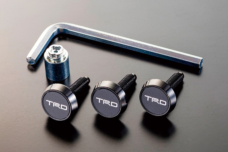 「TRDナンバーロックボルト」（税別5500円）