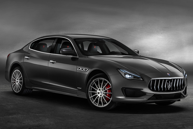 クアトロポルテ S Q4 グランスポーツ