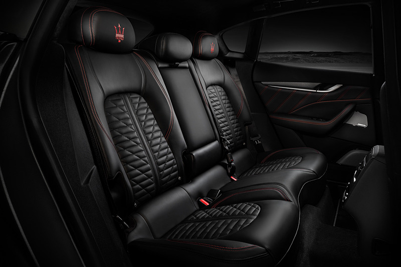 レヴァンテ トロフェオのインテリア