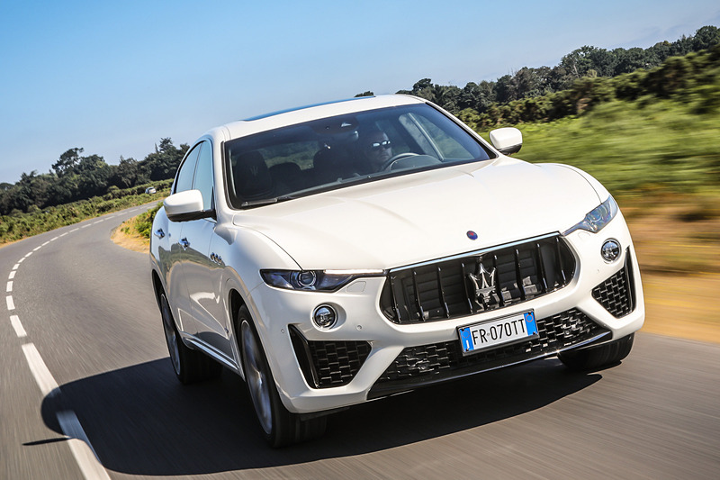 レヴァンテ S グランスポーツの走行イメージ