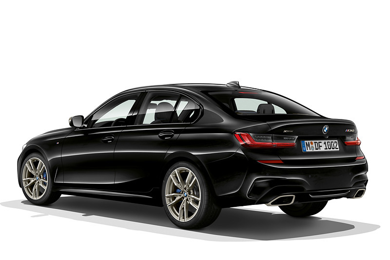 新型3シリーズの「M340i xDrive セダン」