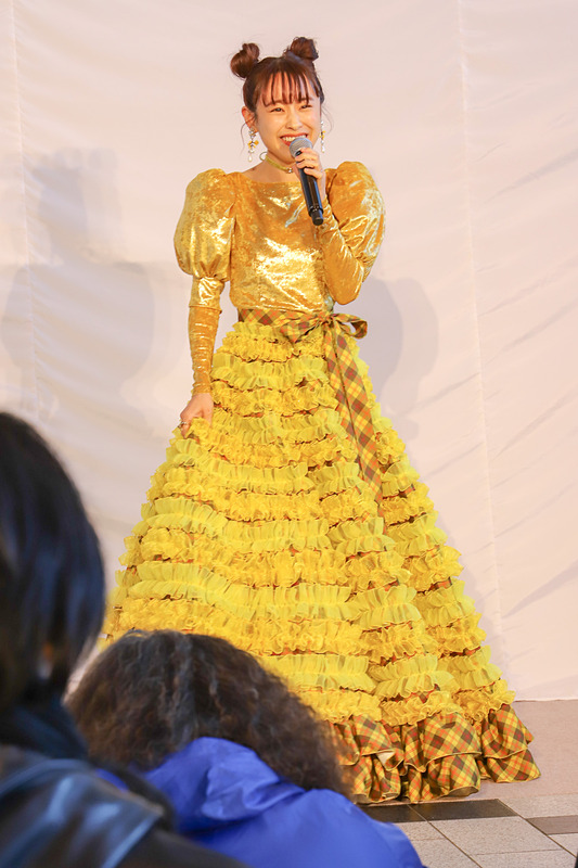 タレントの高橋愛さん