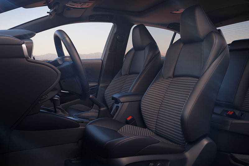 新型「カローラ」スポーティモデル