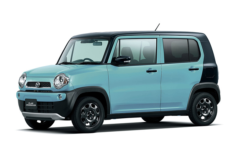 特別仕様車「フレアクロスオーバー XGスペシャル」を設定