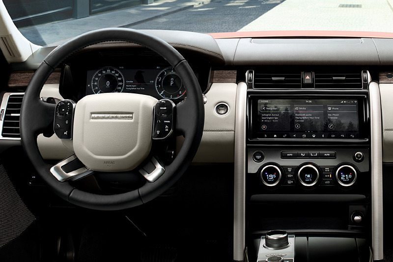 ディスカバリーの2019年モデルのインテリア（写真は海外仕様）