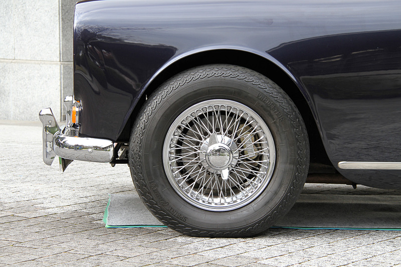 会場に展示された3リッター・シリーズの「TE21 サルーン バイ パークウォード」