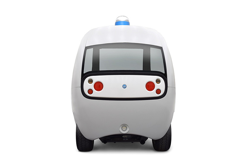 Mileeはヤマハ発動機の電動ゴルフカートをベースに、すべて3Dプリンターで作った外装を与えた自動運転EV。自動運転には車両の前後左右とルーフ上に設置した計5個のLiDERとNVIDIAの「Drive PX2」などを使う