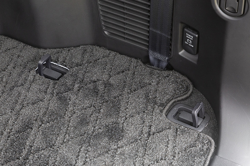 フロアにもフックを用意