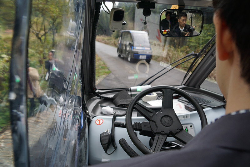 実証実験ではドライバー席に人が座るものの、保安要員との位置付け