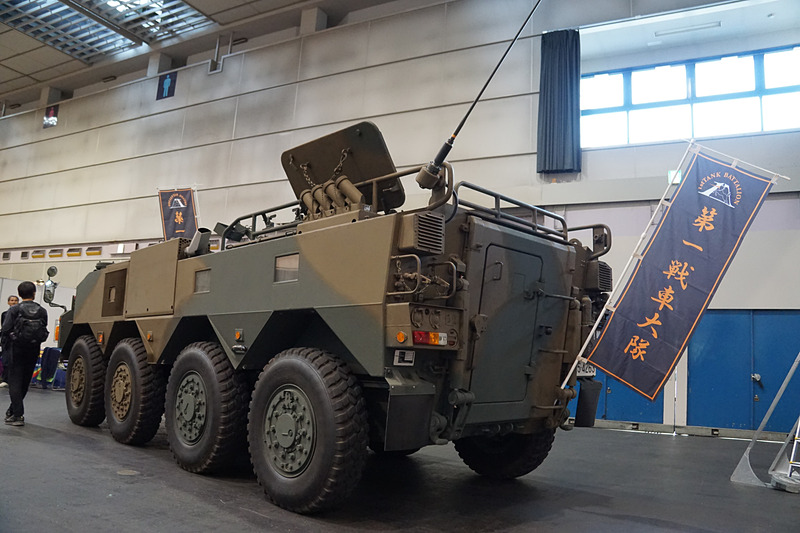 自衛隊 静岡地方協力本部も参加しており、第１戦車大隊（駒門駐屯地）が96式装輪装甲車（WAPC)を展示した