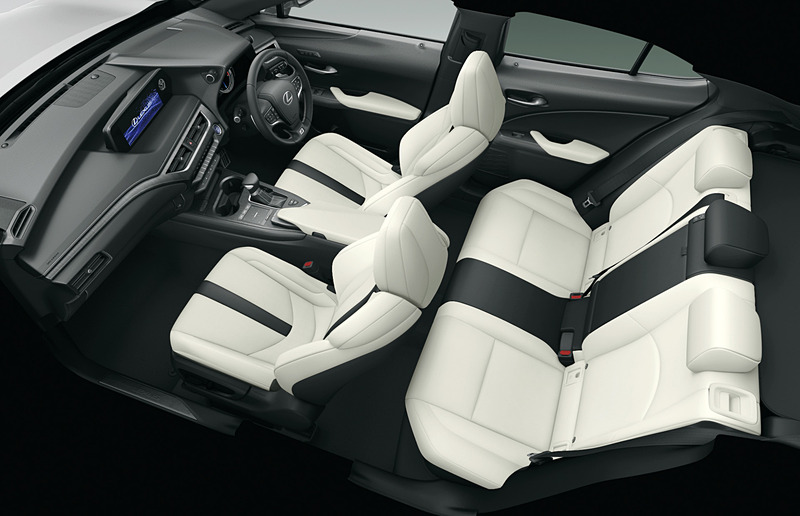 「“F SPORT”専用ホワイト」